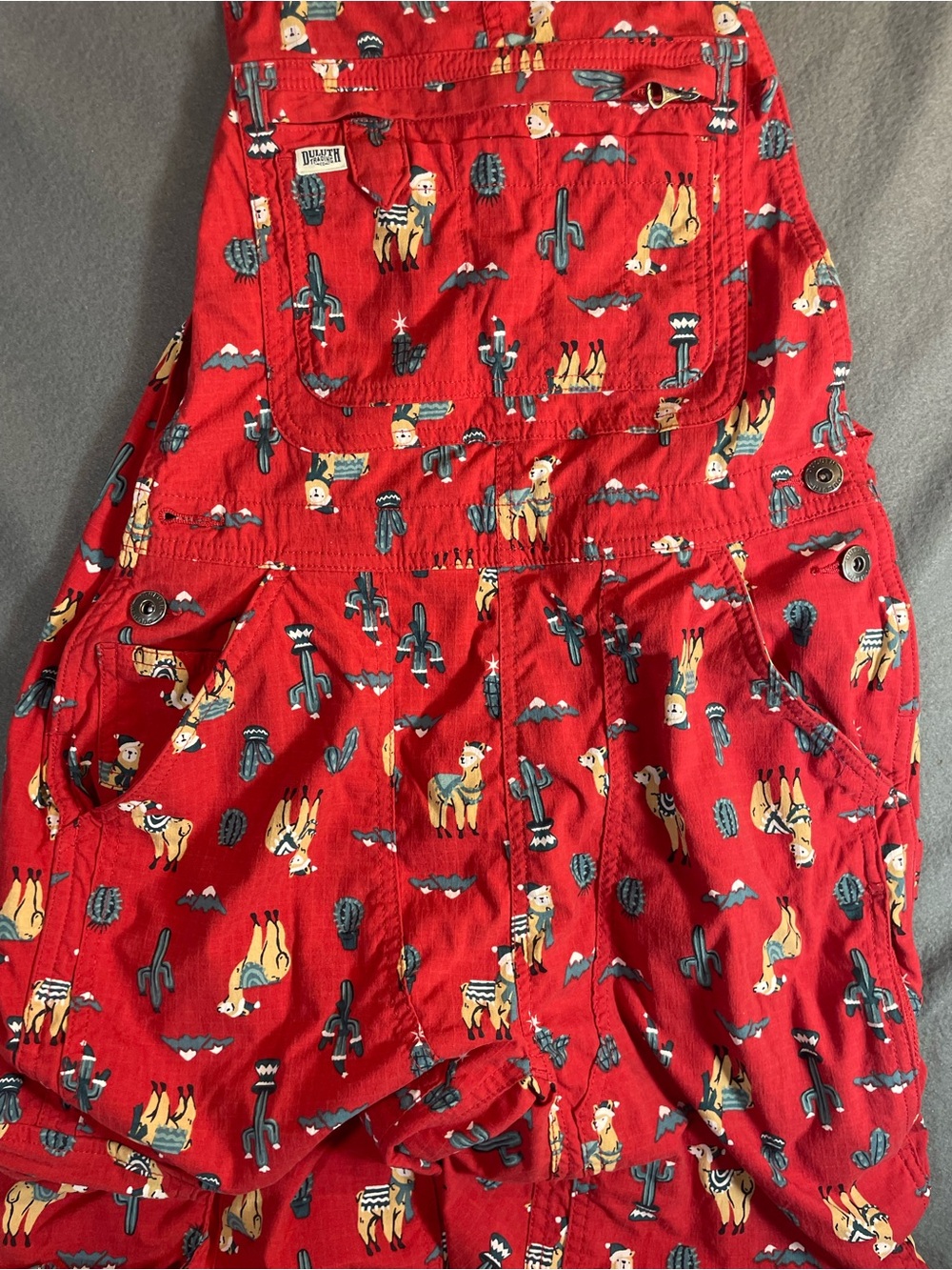 Duluth Trading Co Heirloom Gardening Overalls - Red Llama Cacti Print xxs x 31 - Picture 3 of 12